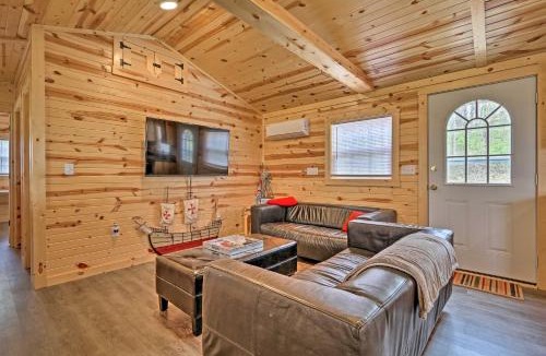 Bidwell House | Cozy Bidwell Cabin with Deck Trail and Creek Access!