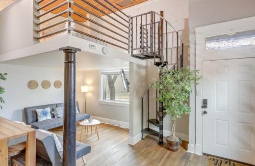 Clifton Heights House | Cozy Boho-Chic Loft about 2 Mi to Downtown Cincinnati