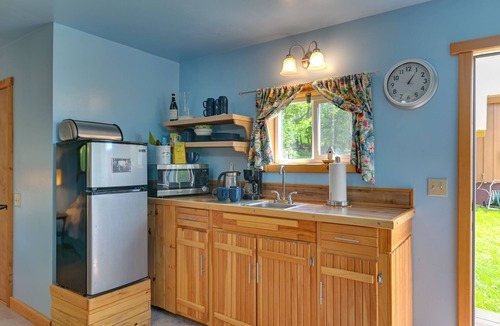 Hobart Apartment | Cozy Catskills Studio Rental w/Mountain Views!