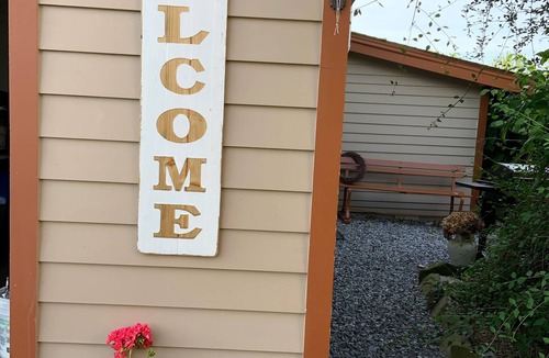 Middle Hope Apartment | Cozy country efficiency in the Hudson Valley