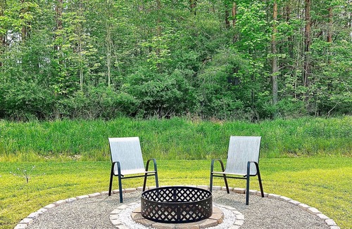 Olean Cottage | Cozy Country Get Away Suite with a view of the Enchanted Mountains