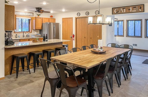 Gouldsboro Ski Chalet | Cozy Fun Chalet: Game rm-Gym-Firepit-EV Charger-Pet Friendly, Cmty Beach & Pool!