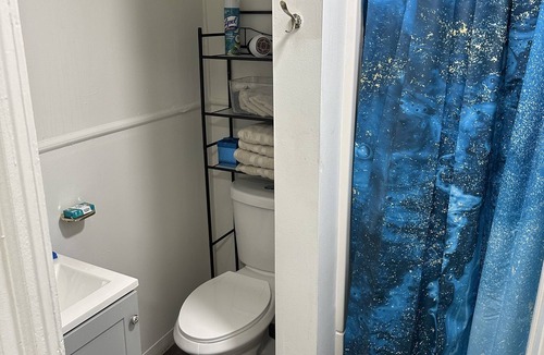 Trenton Apartment | Cozy Historic Capital Brownstone,n4th floor Get Away!