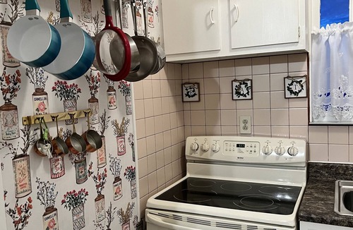 Steubenville House | Cozy home ready for comfy stay! Walking distance to Franciscan, shops, etc.