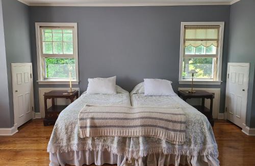 White Plains House | Cozy Homeva Battle Hill WP