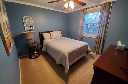 Lindenwald House | Cozy House on Cabernet