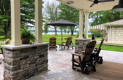 Westford Apartment | Cozy Lakefront on Pymatuning with Dock and EV Power