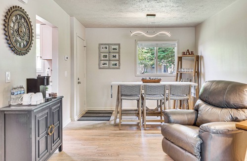 Canton House | Cozy Meyers Lake Townhome: Near Hall of Fame!