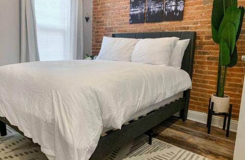 Fells Point Apartment | Cozy Modern Apt in the Heart of Fells Point!