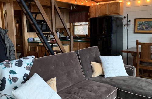 Cairnbrook Cabin | Cozy Mountaintop Retreat
