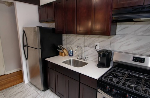 Forest Hill Apartment | COZY, QUAINT, BEAUTIFUL ONE BEDROOM APARTMENT NEWARK