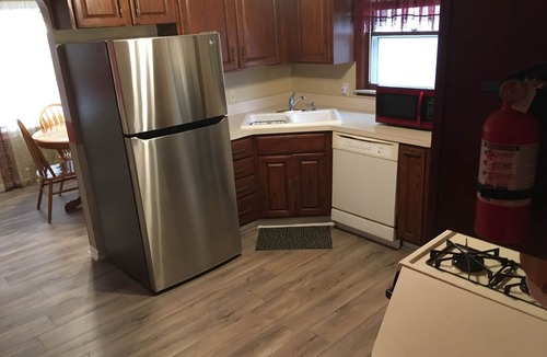 Parma House | Cozy & Quiet beautiful 4 bedrooms , close to downtown, Cleve clinic