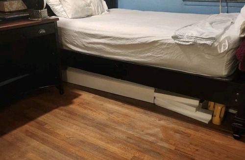 West Freehold Condo | Cozy Room in quiet & safe neighborhood