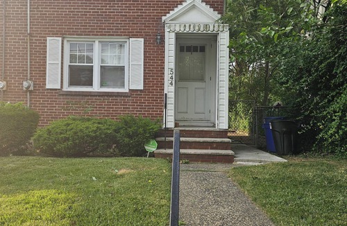 Rahway Apartment | Cozy studio in charming Rahway with AC and WiFi