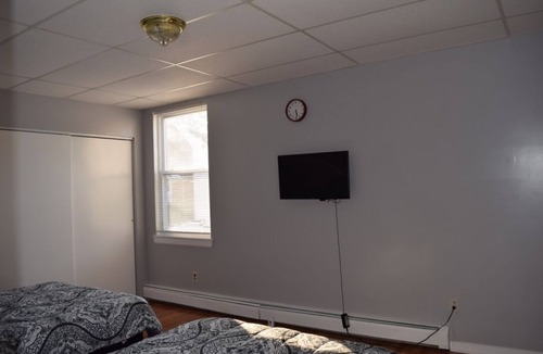 Linden House | Cozy three Bedroom Apartment near New York/EWR