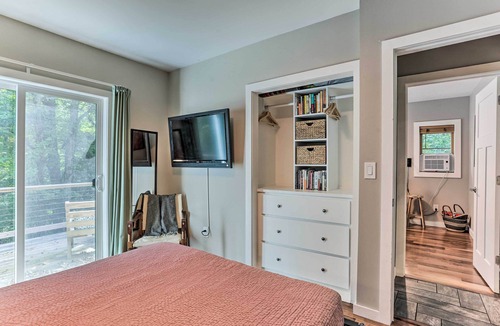 White Lake House | Cozy White Lake Home w/Patio, Deck & Grill!