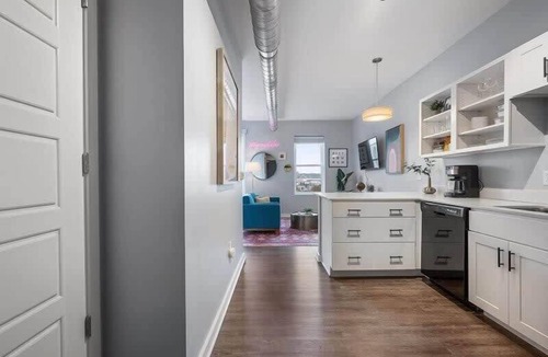 Lower Lawrenceville Apartment | CozySuites Lavish SDO, Lawrenceville