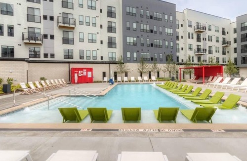 Lower Lawrenceville Apartment | CozySuites Trendy SDO, Lawrenceville