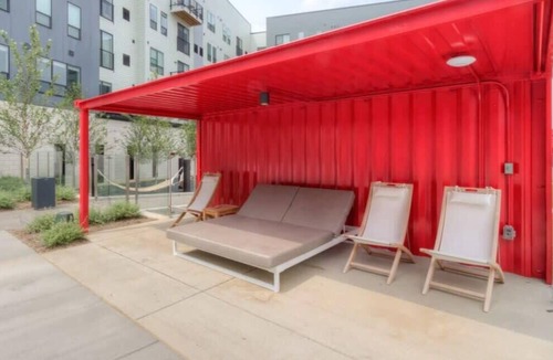 Lower Lawrenceville Apartment | CozySuites Trendy SDO, Lawrenceville