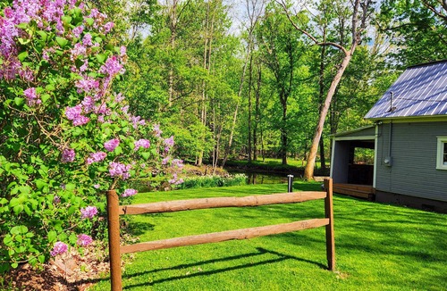 Jamestown House | Creek Side Cottage with Lake Views, Lake Access, Dock and Secluded Yard