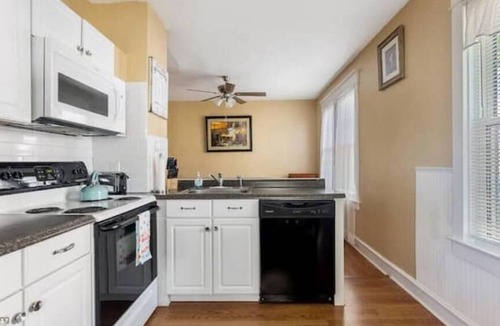 Wildwood Crest Apartment | Crocus by the Sea Charming 3 bedroom 5 minute walk to beach pet friendly