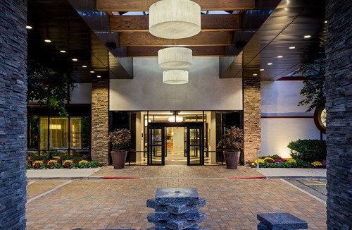 Montebello Hotel | Crowne Plaza Suffern - Mahwah by IHG
