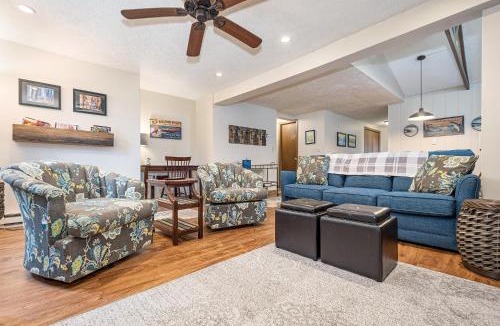 McHenry House | Cub House