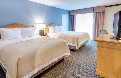 Toms River Hotel | Days Hotel by Wyndham Toms River Jersey Shore