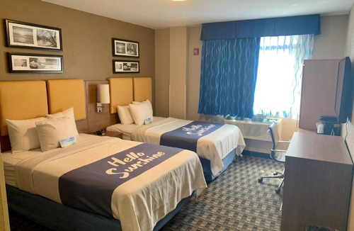 Borough Park Hotel | Days Inn by Wyndham Brooklyn Borough Park