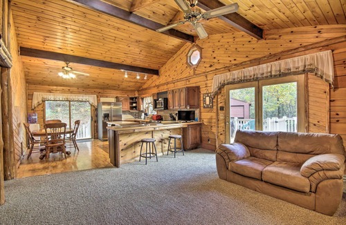 James Creek Cottage | Deck w/Private Hot Tub: Lakefront Raystown Cabin!