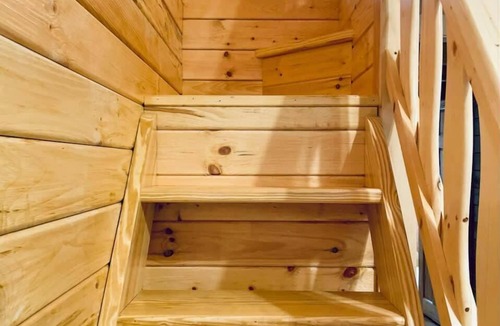 Cherry Creek Cabin | Deer Run Summary: The