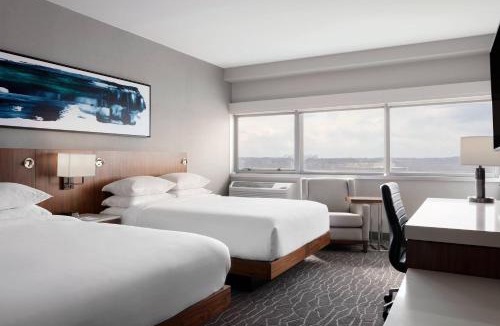 Iselin Hotel | Delta Hotels by Marriott Woodbridge