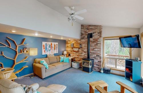 Loon Lake House | Destination Deer Lake