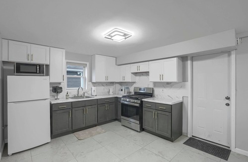 Middle Hope House | Discover Nature’s Glory! Perfect Family Home