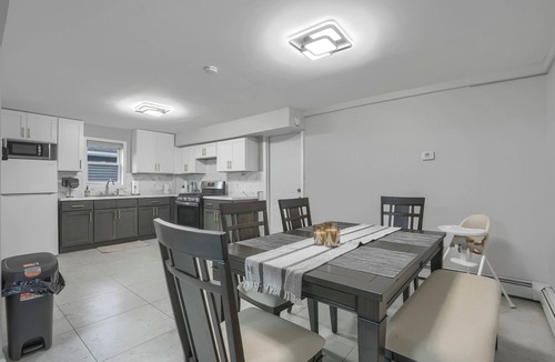 Middle Hope House | Discover Nature’s Glory! Perfect Family Home