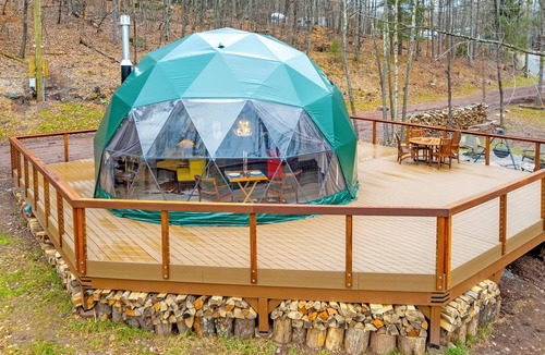 Swan Lake RV Rental | Domes at Catskills a lakefront glamping adventure for adults