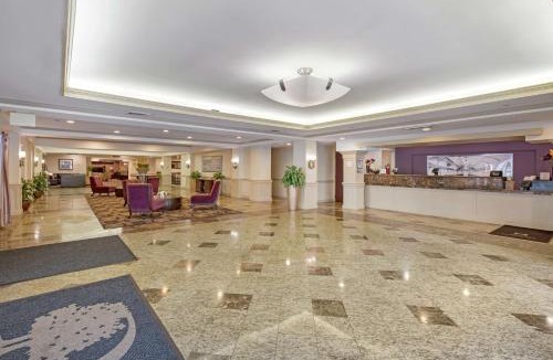 Downtown Wilmington Hotel | DoubleTree by Hilton Downtown Wilmington - Legal District