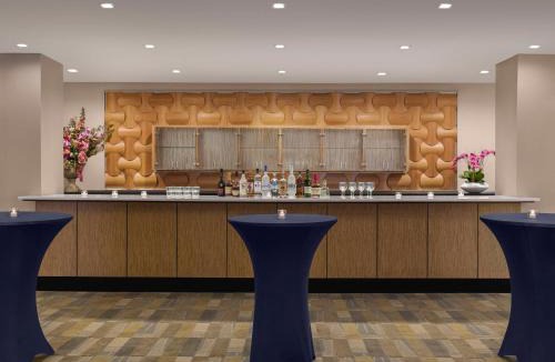 Fort Lee Hotel | DoubleTree by Hilton Fort Lee/George Washington Bridge