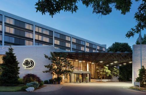 Somerset Hotel | DoubleTree by Hilton Hotel & Executive Meeting Center Somerset