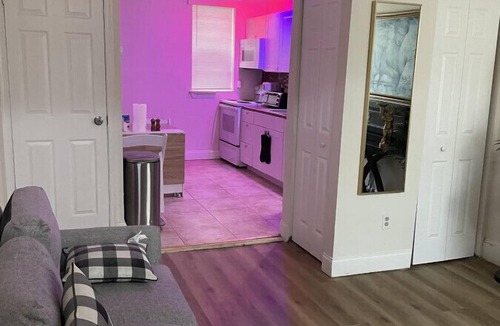 Downtown Baltimore House | Downtown Home - Close to Topgolf, Ravens Stadium, Orioles Park, UM Baltimore