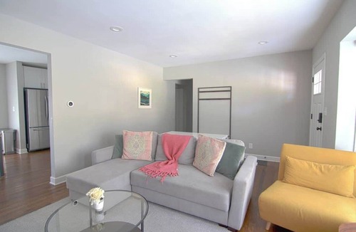 Silver Spring House | Downtown Silver Spring Ranch home!