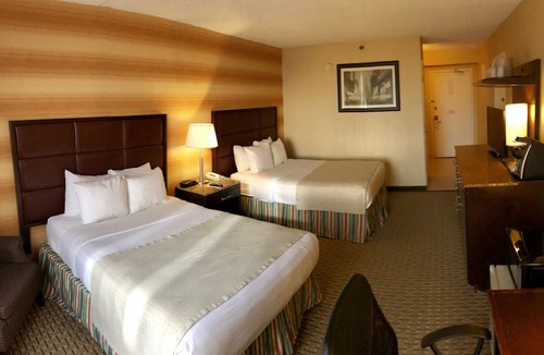Hopelawn Hotel | E Hotel Banquet & Conference Center