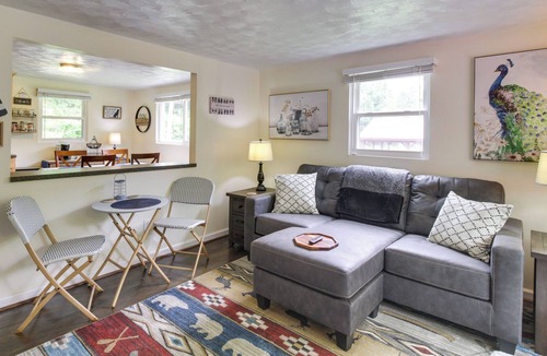 Eagle Rock Cottage | Eagle Rock Cottage: Cozy Creekside Getaway w/ Deck