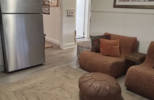Old Forge House | Eclectic Decor 5 Br house, 2 Baths & 2 Kitchens with WiFi and AC in Old Forge