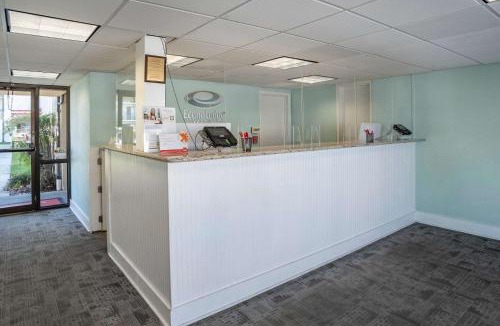 Rehoboth Beach Hotel | Econo Lodge Inn & Suites Rehoboth Beach