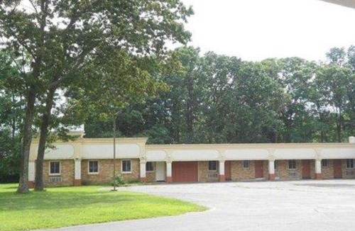 West Belmar Hotel | Economy Inn