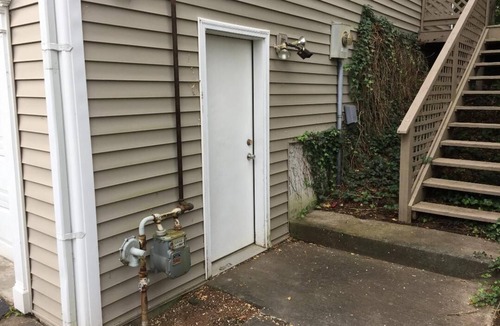 Dryden Apartment | Efficiency Apt between Cornell, SUNY Cortland -Handicap Accessible