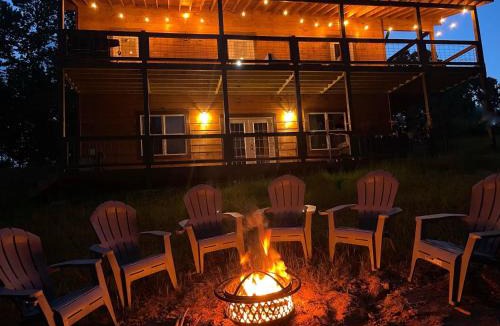 Copperhill House | El Dorado - Cuddleup