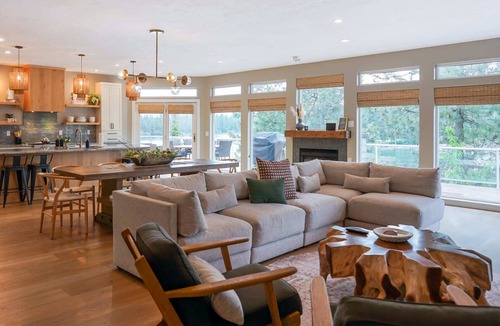 Post Falls House | Elegant Waterfront Retreat | Dock, Deck & Spa Bath