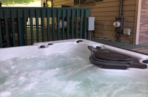 Benezette House | Elk from the Hot Tub - Bugle Inn